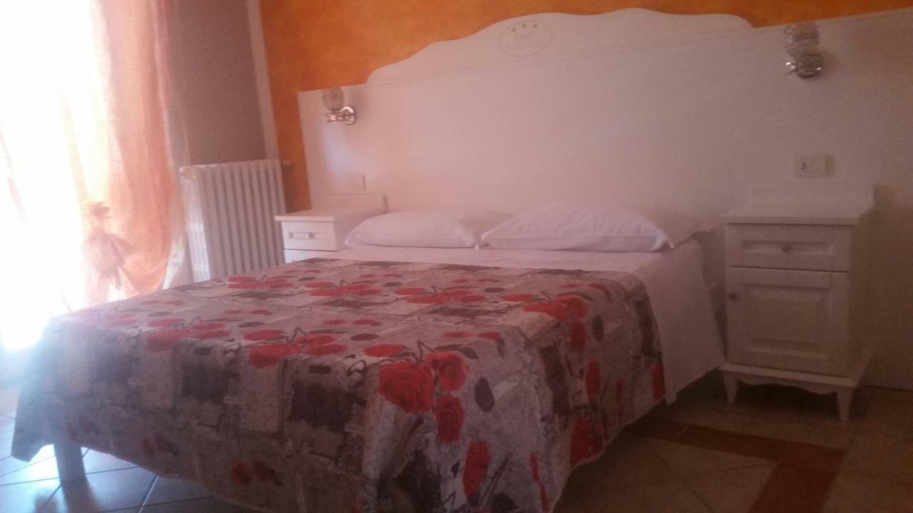 Il Rifugio Di Dante Bed and Breakfast Sinalunga Exteriör bild